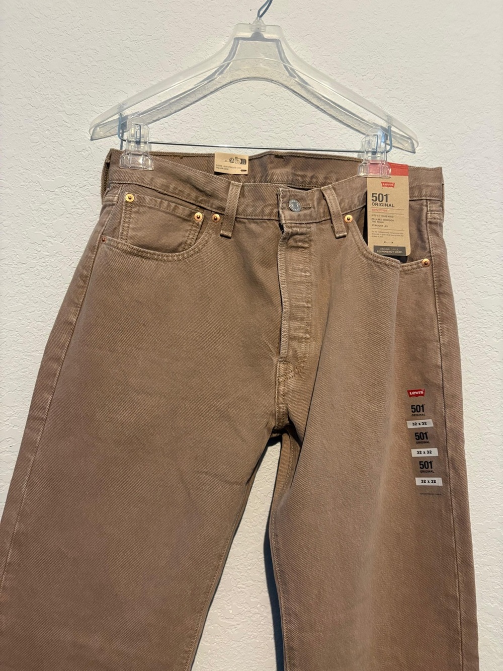 Levi's Straight Leg Jeans in Brown - Picture 4 of 8